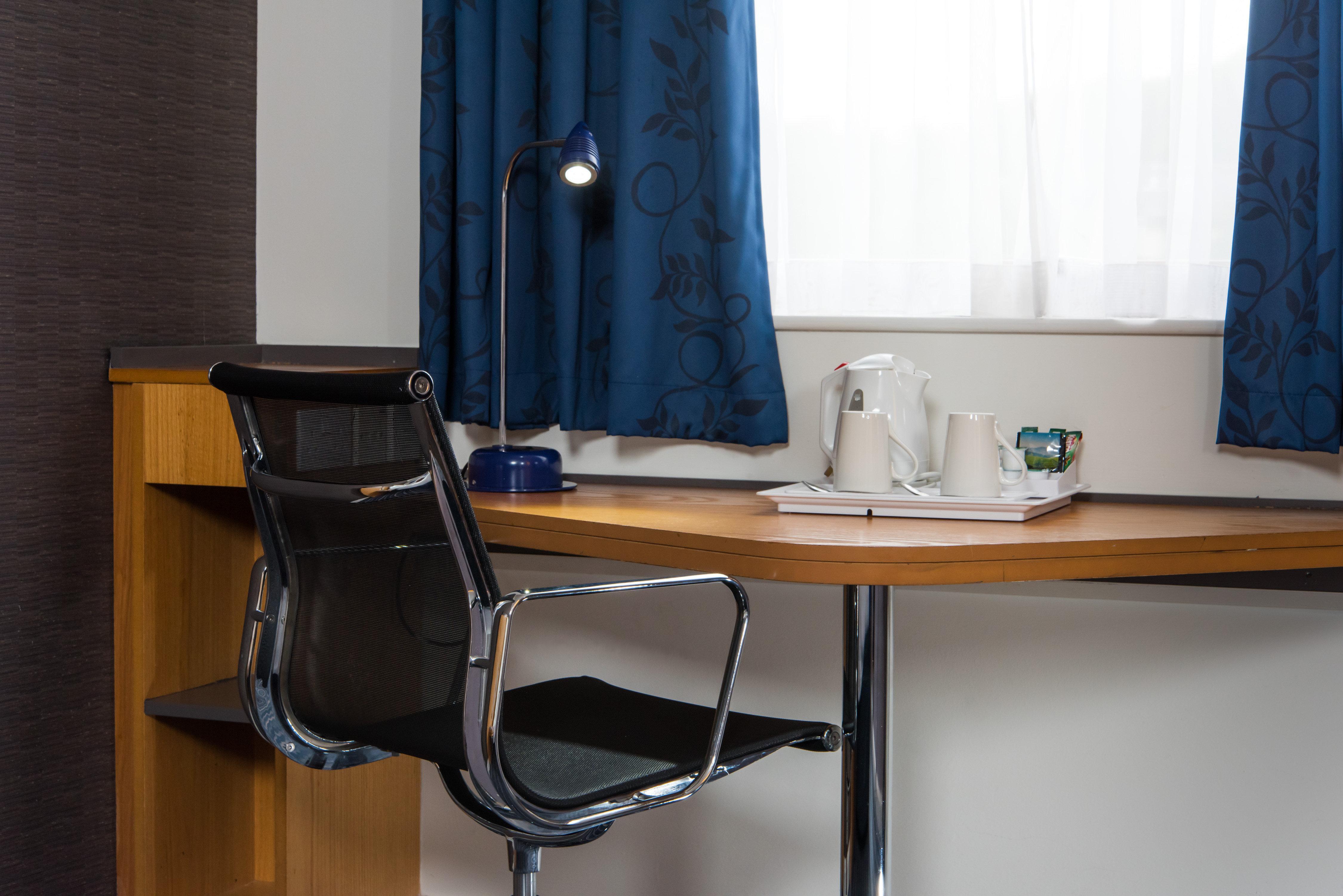 Holiday Inn Express Inverness By Ihg Exterior foto