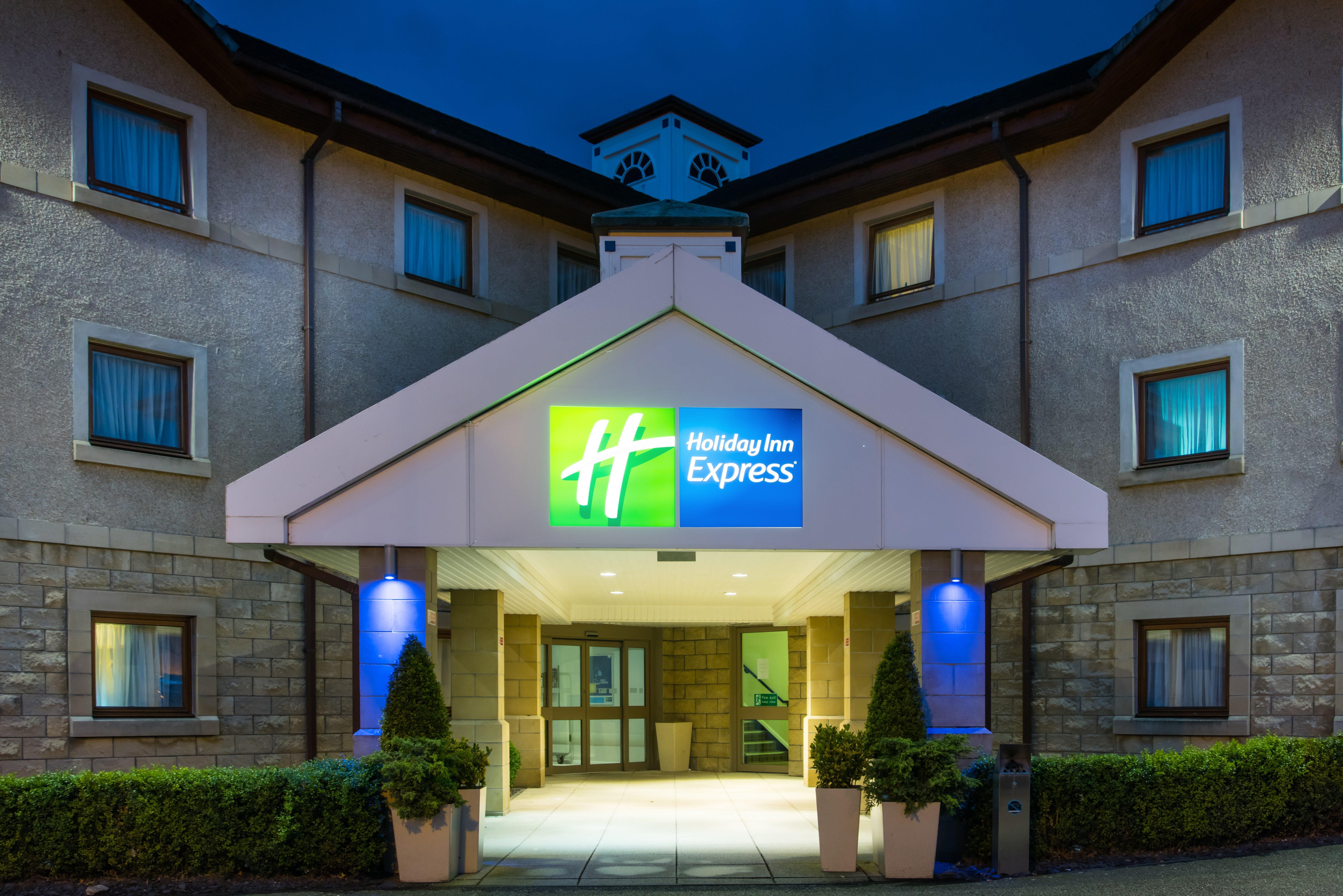 Holiday Inn Express Inverness By Ihg Exterior foto